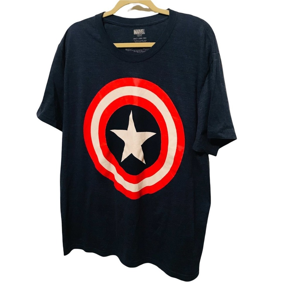 CAPTAIN AMERICA men's 2XLT (Extra Extra Large Tall) Marvel t-shirt‎